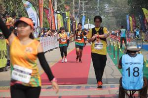 BIB: 
                            <button type="button" onclick="openModal(8245893)" class="btn btn-primary btn-sm float-right btn-popup" data-toggle="modal" data-target=".modal-high-quality">
                        <i class="fas fa-shopping-cart"></i> Add to Cart
                    </button>
                                            <button type="button" onclick="isThisMe(8245893, true)" class="btn btn-success btn-sm float-right btn-popup btn-isme hidden" data-toggle="tooltip" data-placement="bottom" title="นี่คือรูปของคุณใช่ไหม คลิกที่นี่เพื่อเอาเข้าอัลบั้ม">
                        <i class="fas fa-plus"></i> Add to album
                    </button>
                    <button type="button" onclick="isThisMe(8245893, false)" class="btn btn-warning btn-sm float-right btn-popup btn-isnotme hidden">
                        <i class="fas fa-ban"></i> Remove from album
                    </button>